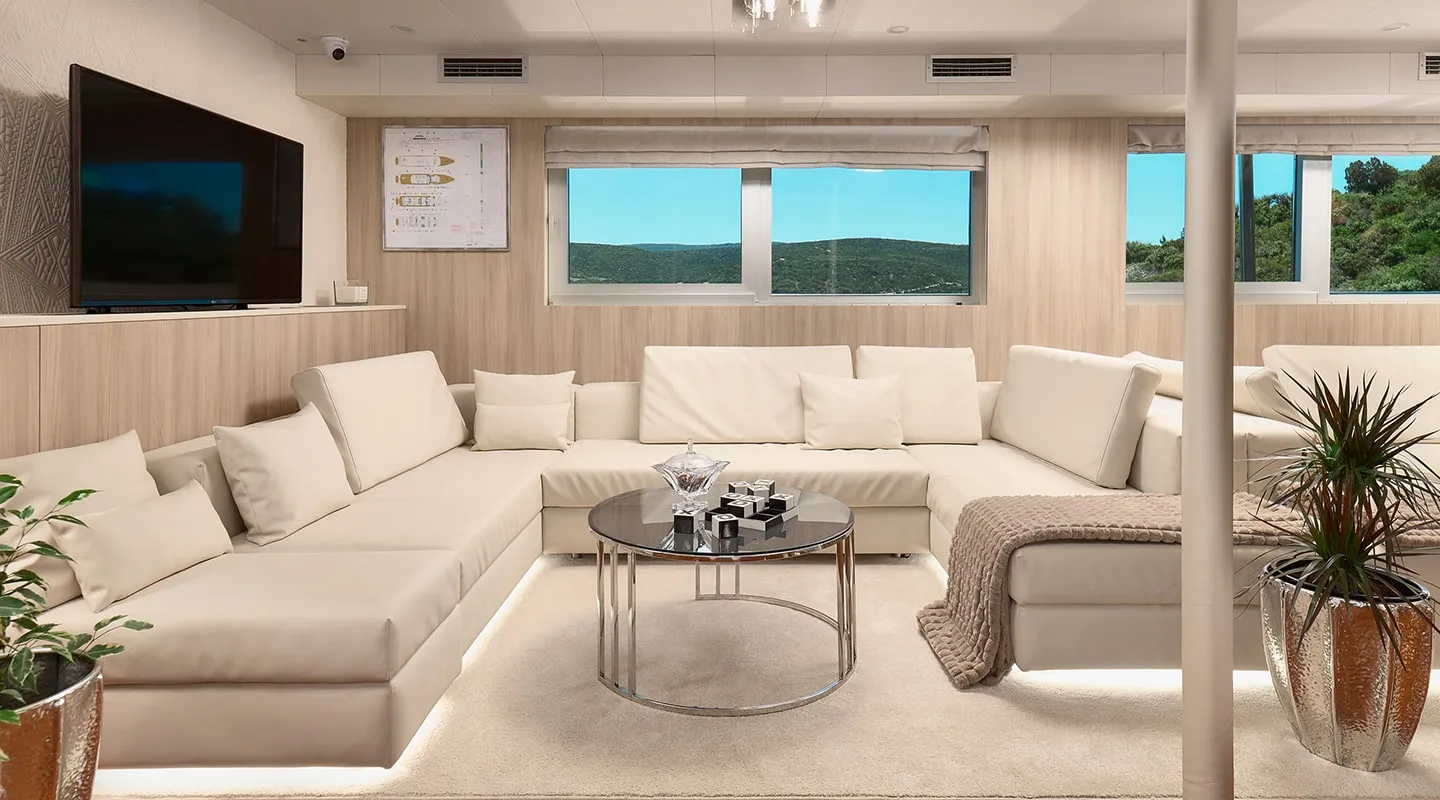 CristalMiniCruiser-salon11