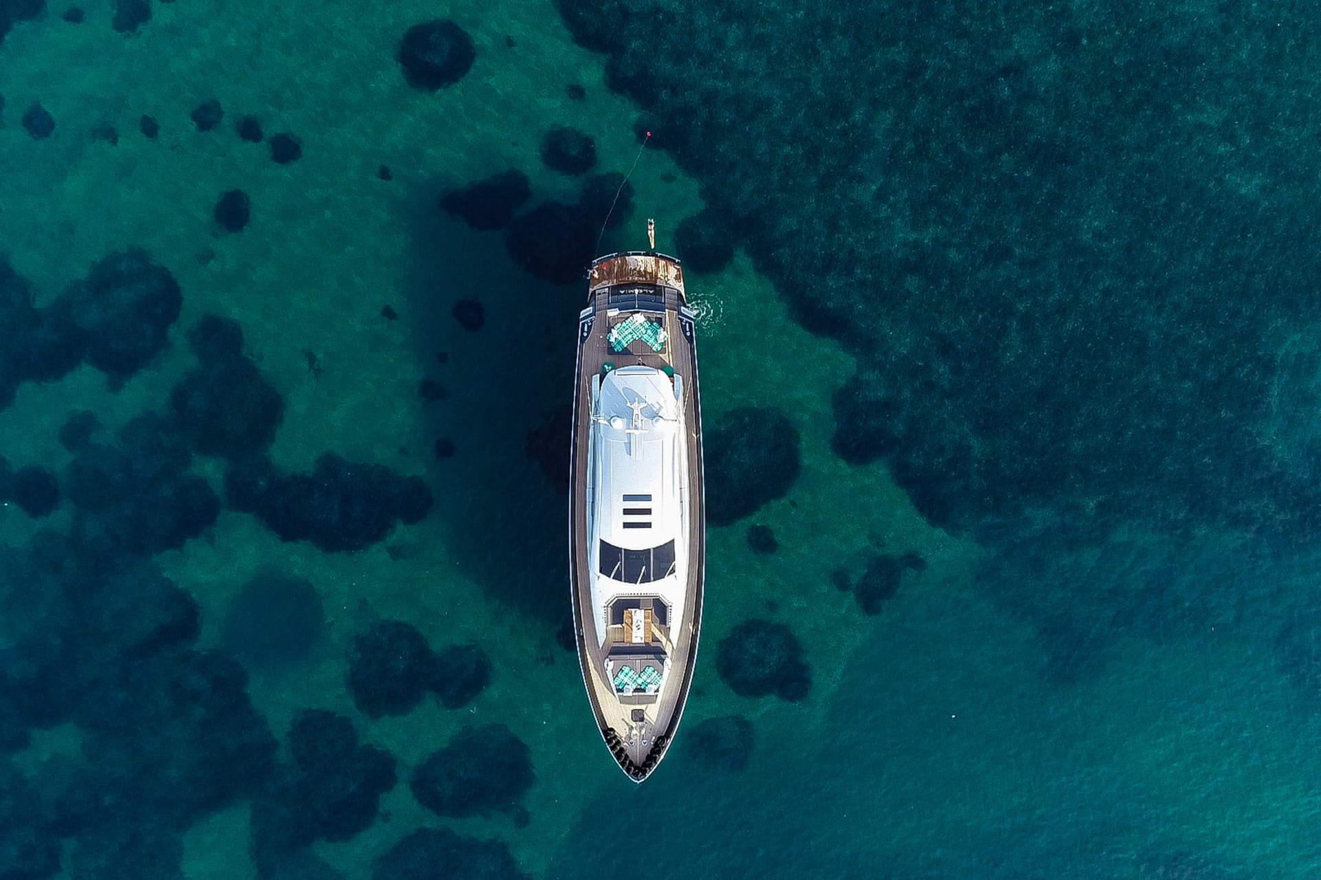 Italcraft105-ALEMIA-superyachtcharter-drone
