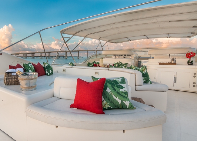 ferretti94f