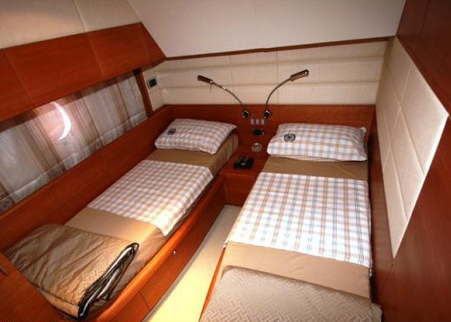nellmare12