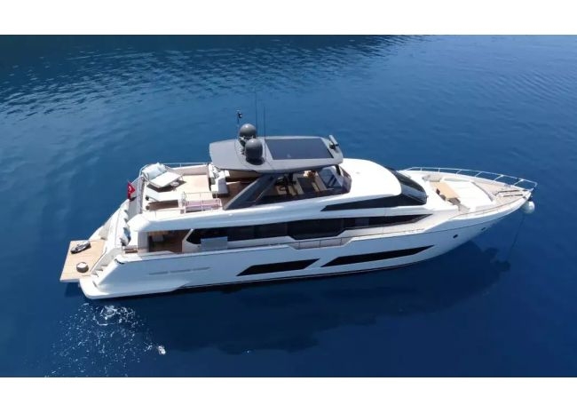 SHERO - FERRETTI 850