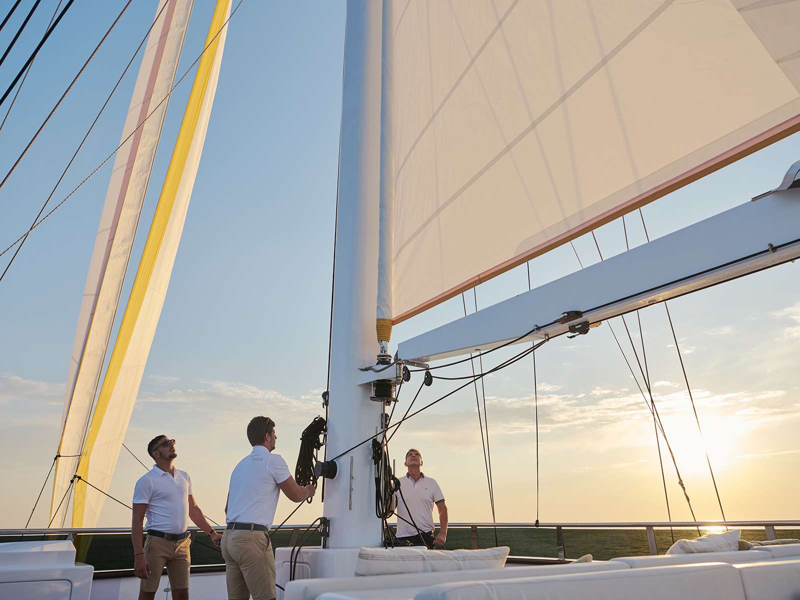 AnimaMaris-crewsailing