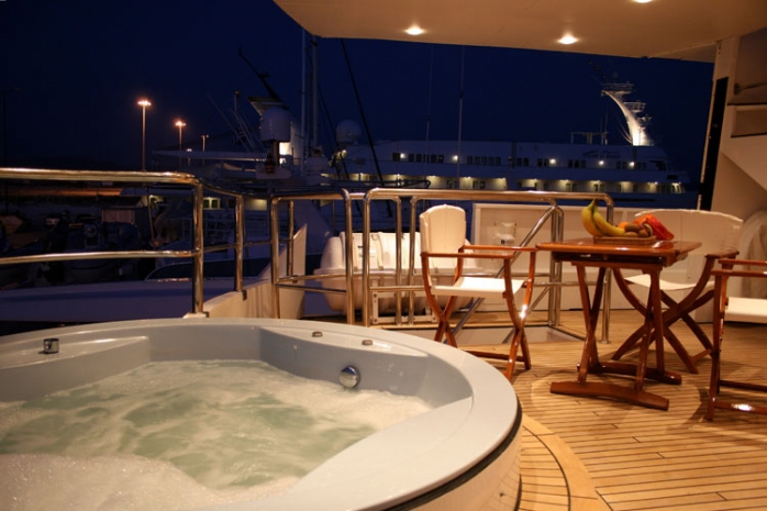 amzjacuzzi