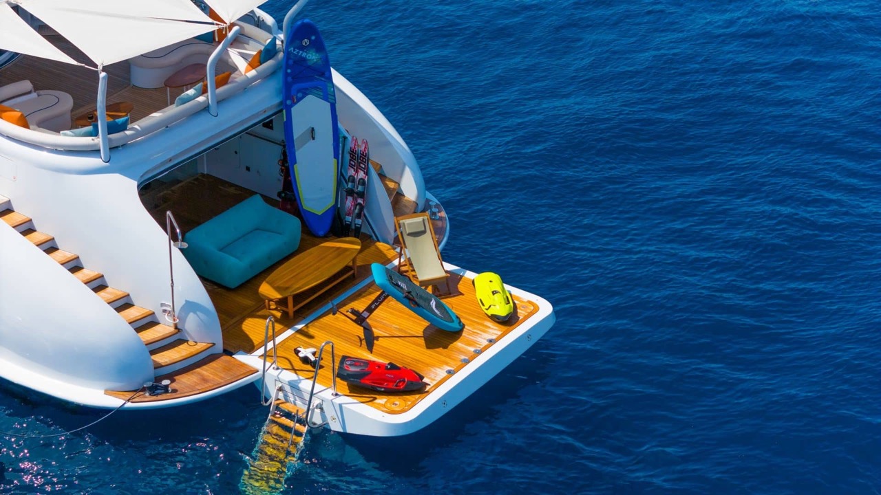 Water toys