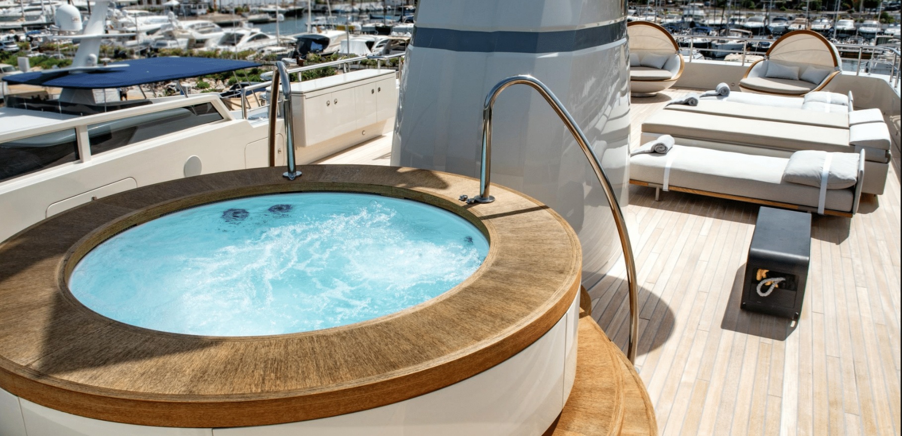 ASLEC4-RossiNavi48metre-Jacuzzi