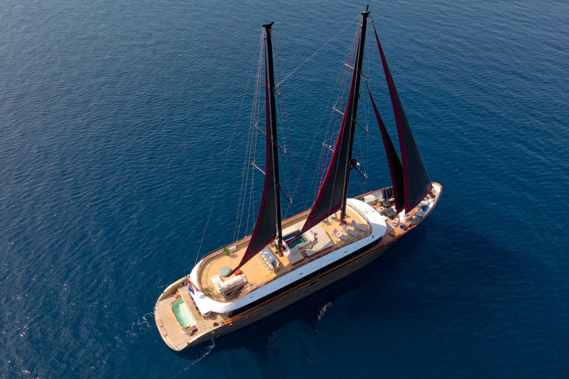 Anetta-luxurysailingyacht-adriaticandcroatiayachtcharter-drone