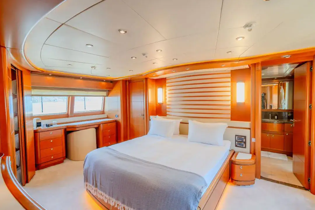 Ariela-CRN40-metre-master