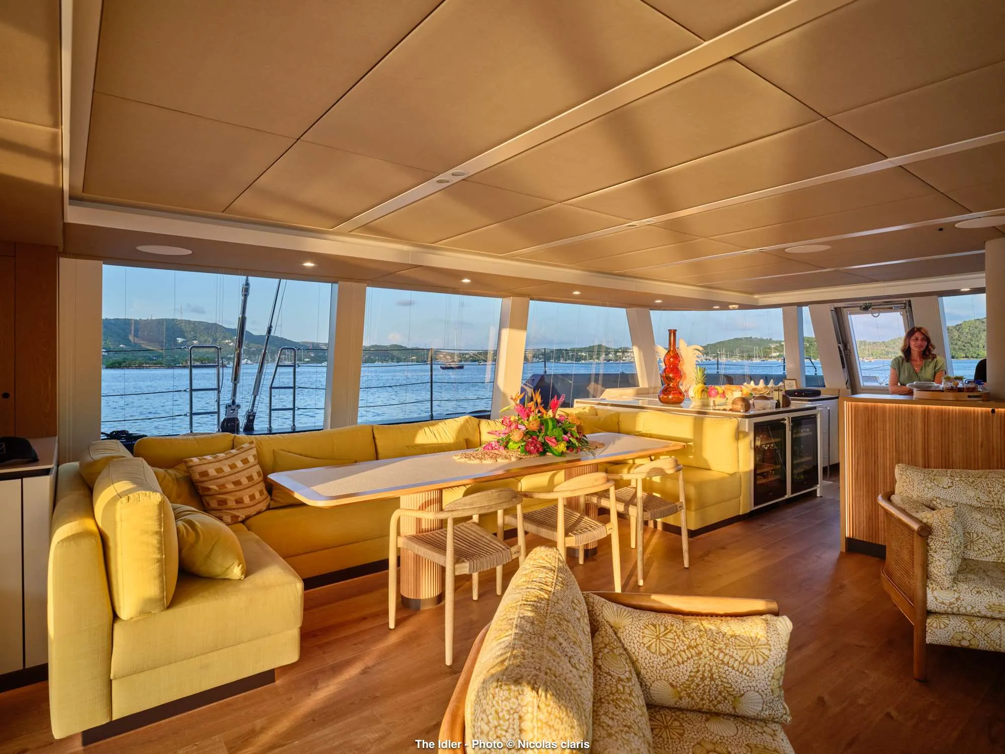 TheIdler-Sunreef80Eco-seating