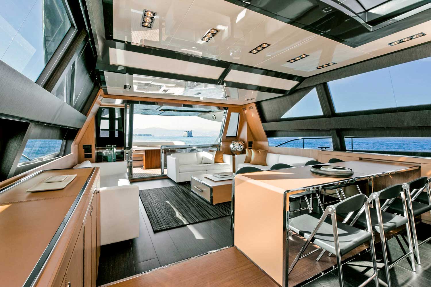 Riva-Domino-86-luxury-motor-yacht-saloon
